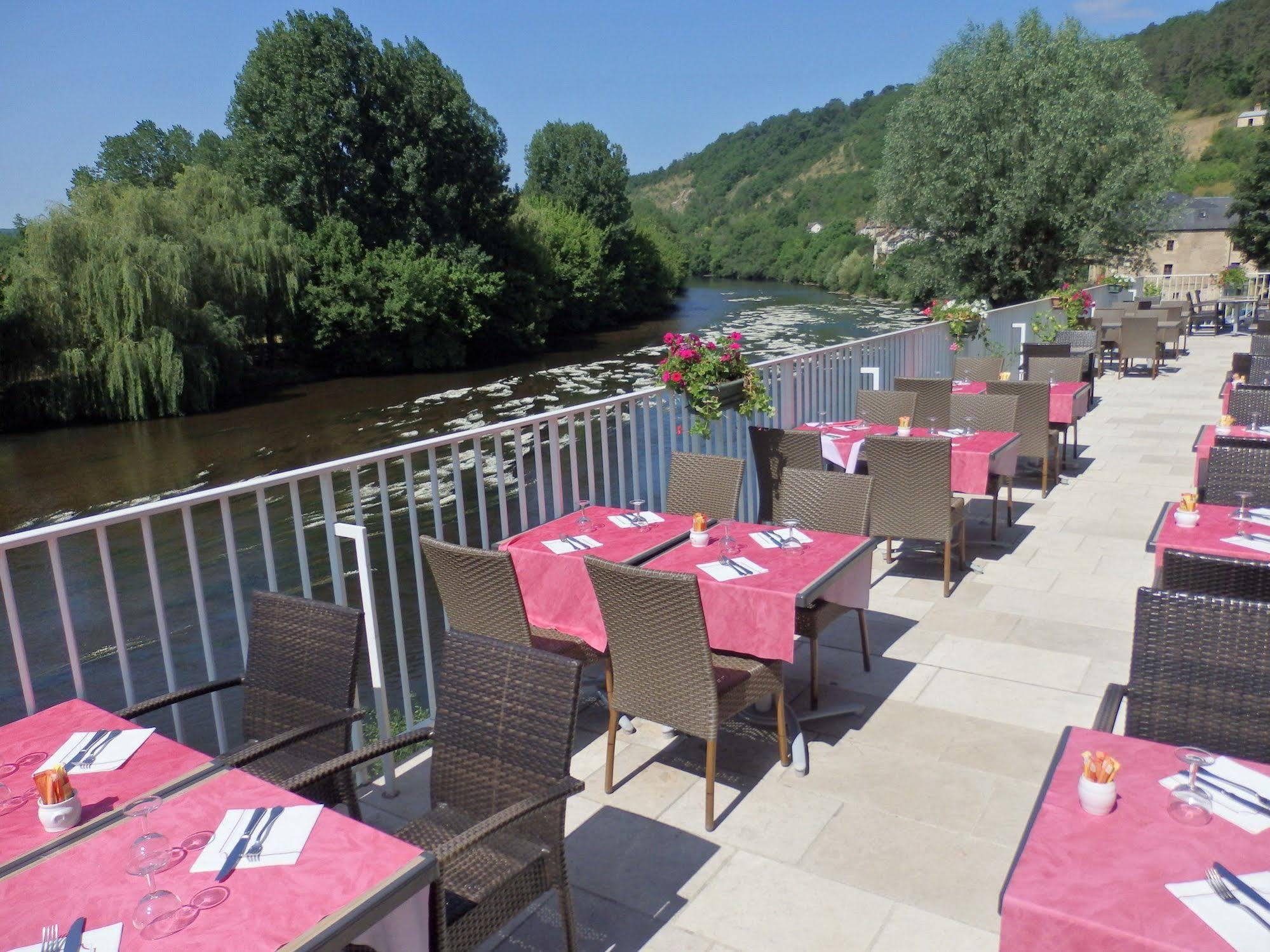 Hotel Royal Vezere Le Bugue Exterior photo